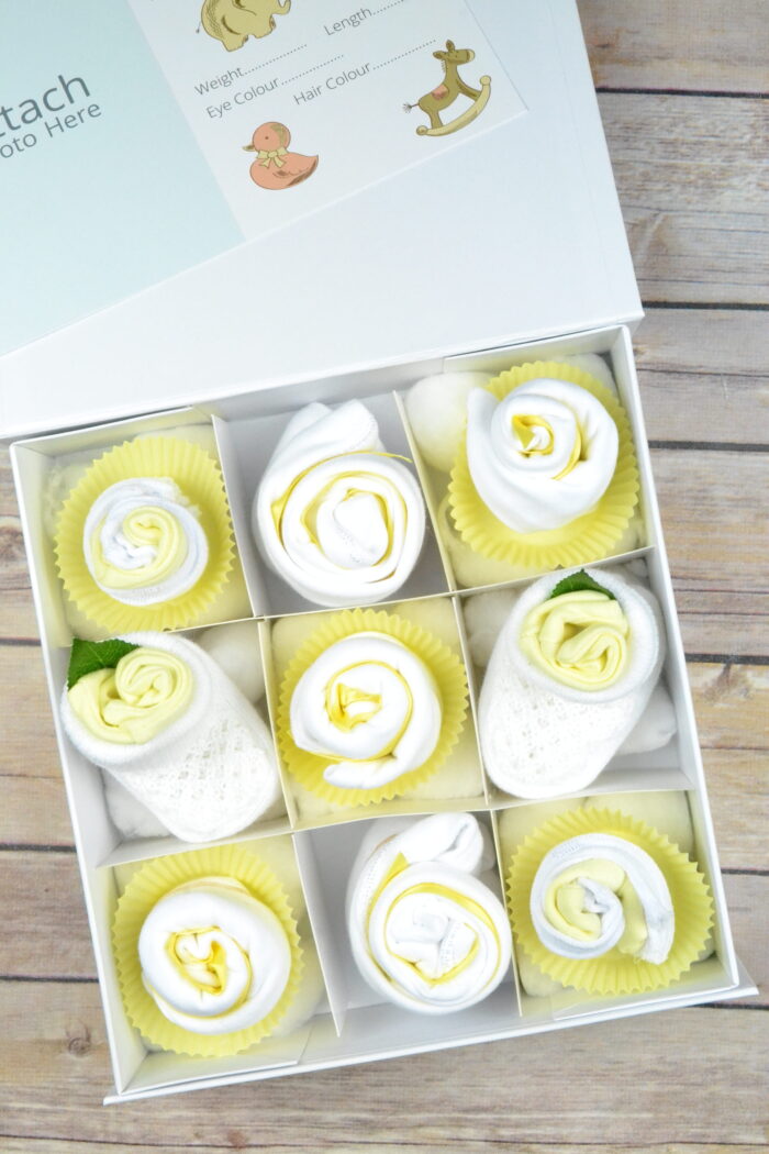 Neutral Cupcake Baby Gift box