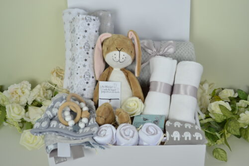 Luxury Ziggle Muslin Baby Gift Box