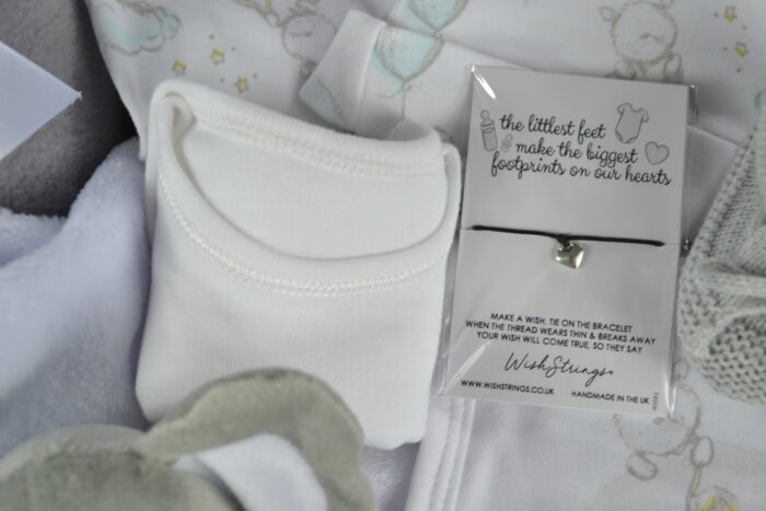Neutral Bear Outfit Baby Gift Box